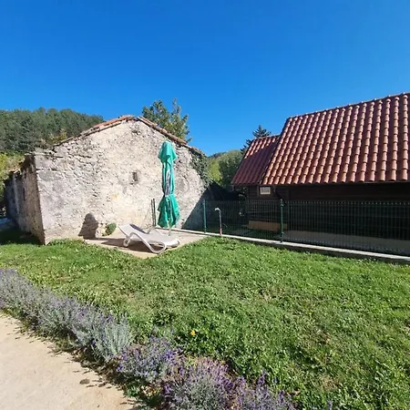 Dobra Hisa Zdravja Cicarija Casa de hóspedes Golac