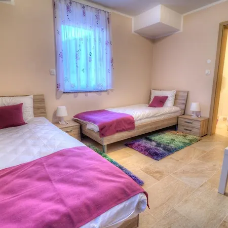 Dobra Hisa Zdravja Cicarija