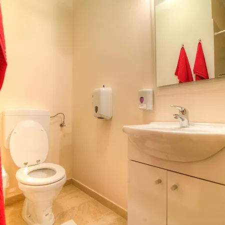 Pensión Dobra Hisa Zdravja Cicarija 3*