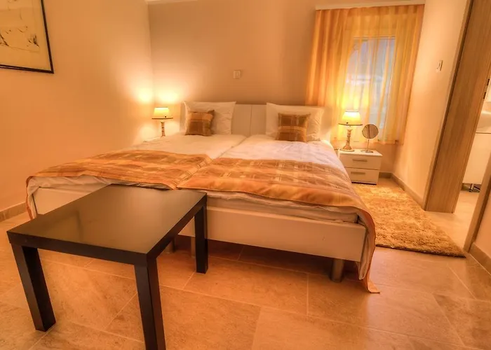 Πανσιόν Dobra Hisa Zdravja Cicarija Golac