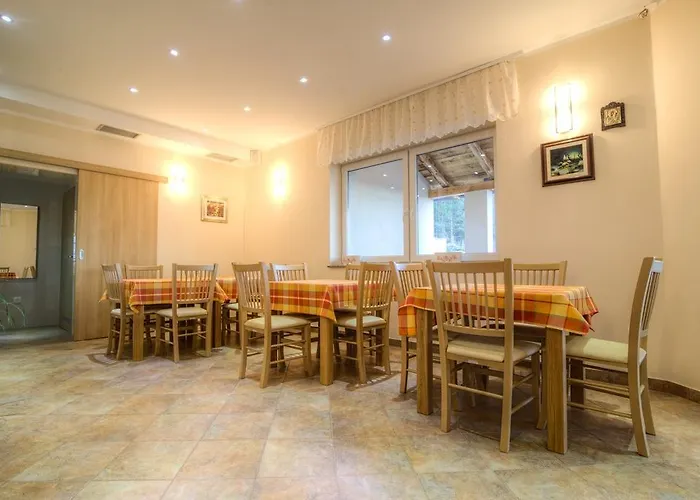 Πανσιόν Dobra Hisa Zdravja Cicarija