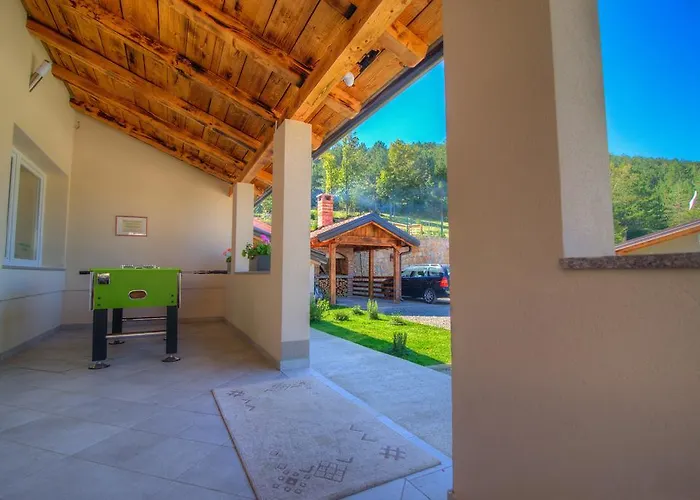 게스트하우스 Dobra Hisa Zdravja Cicarija 3*